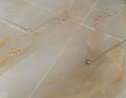 郴州瓷砖空鼓维修公司分享粘合剂选择不当在瓷砖铺贴过程中可能导致以下问题