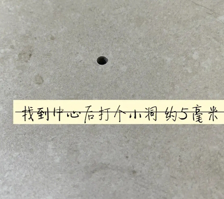 郴州瓷砖空鼓维修公司专业解答在瓷砖铺贴过程中，如果砂料搅拌不均匀，将会带来以下问题